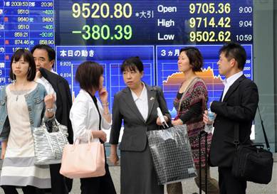 Japan and world markets tumbling - dollar stronger